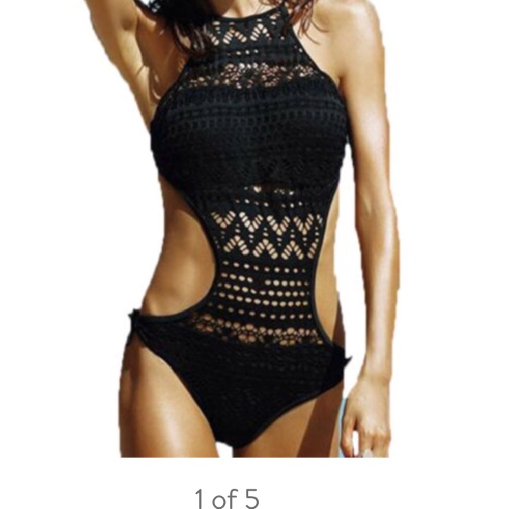 NWOT Monokini swim suit